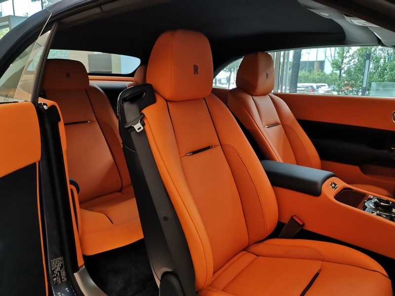 劳斯莱斯 曜影 伊瓜苏瀑布蓝/柑橘色