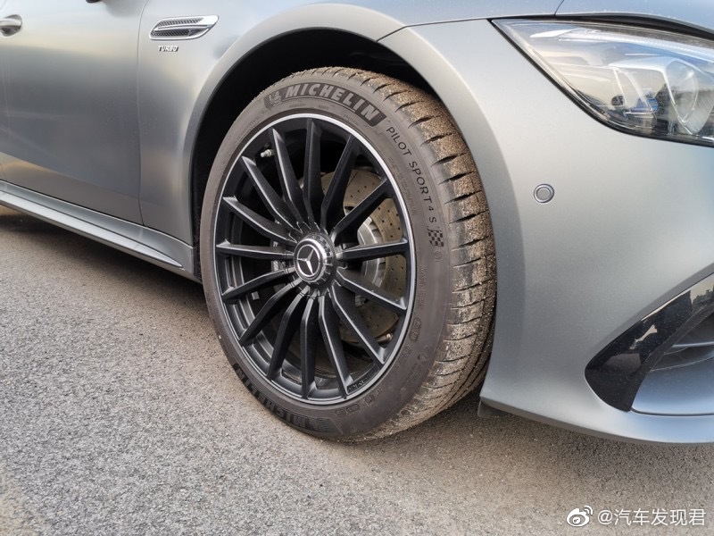 AMG GT：战意十足的配色!