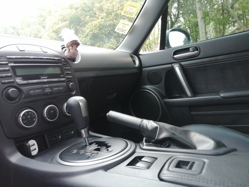 每天一组汽车美图：欣赏一下，马自达MX-5敞篷