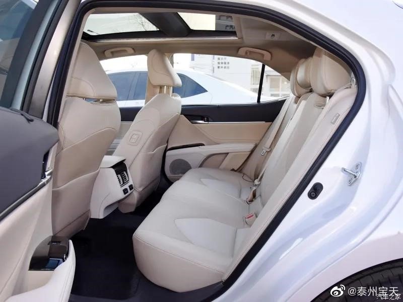 动力不输雅阁，颜值完爆凯美瑞！车长近5米的大车才卖十几万？