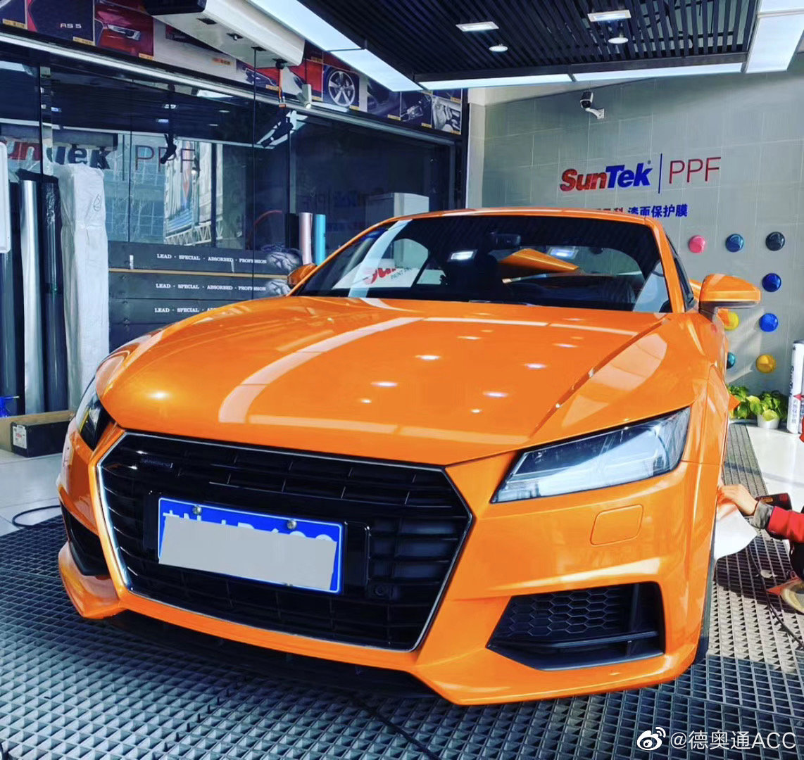 汽车改色贴膜  珊瑚橙闪耀你的美 换上新衣迎春的到来奥迪