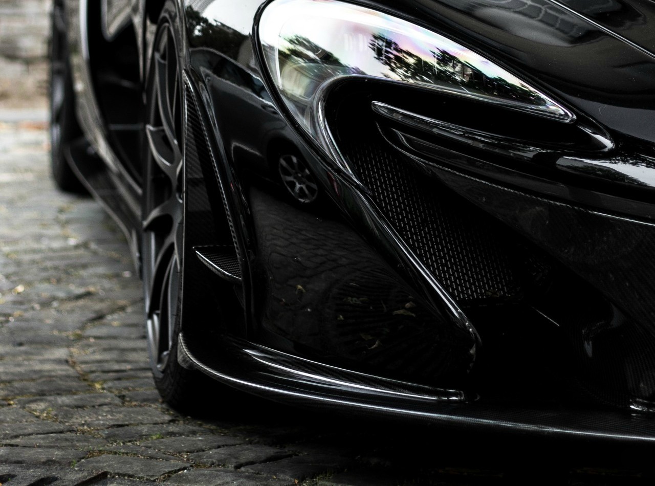 黑色迈凯伦mclarenp1快来看看是不是你的菜