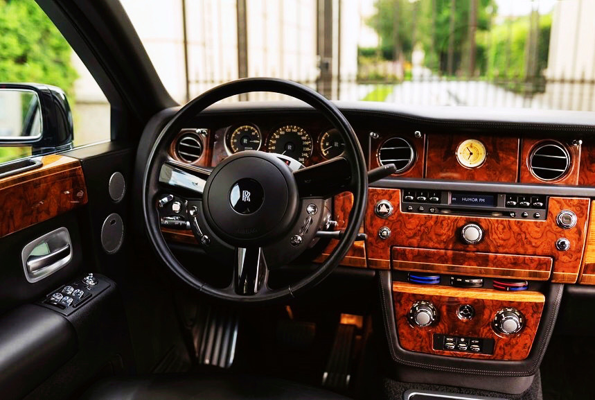 最顶级车型，Rolls Royce Phantom