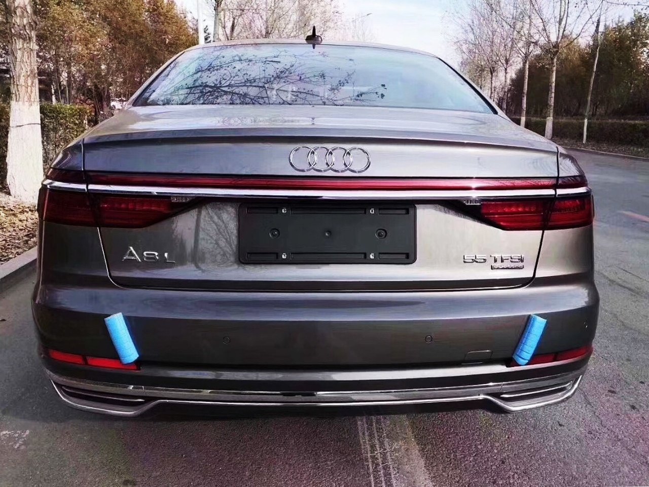 奥迪A8L 奥迪A8L 55 TFSI quattro投放精英型