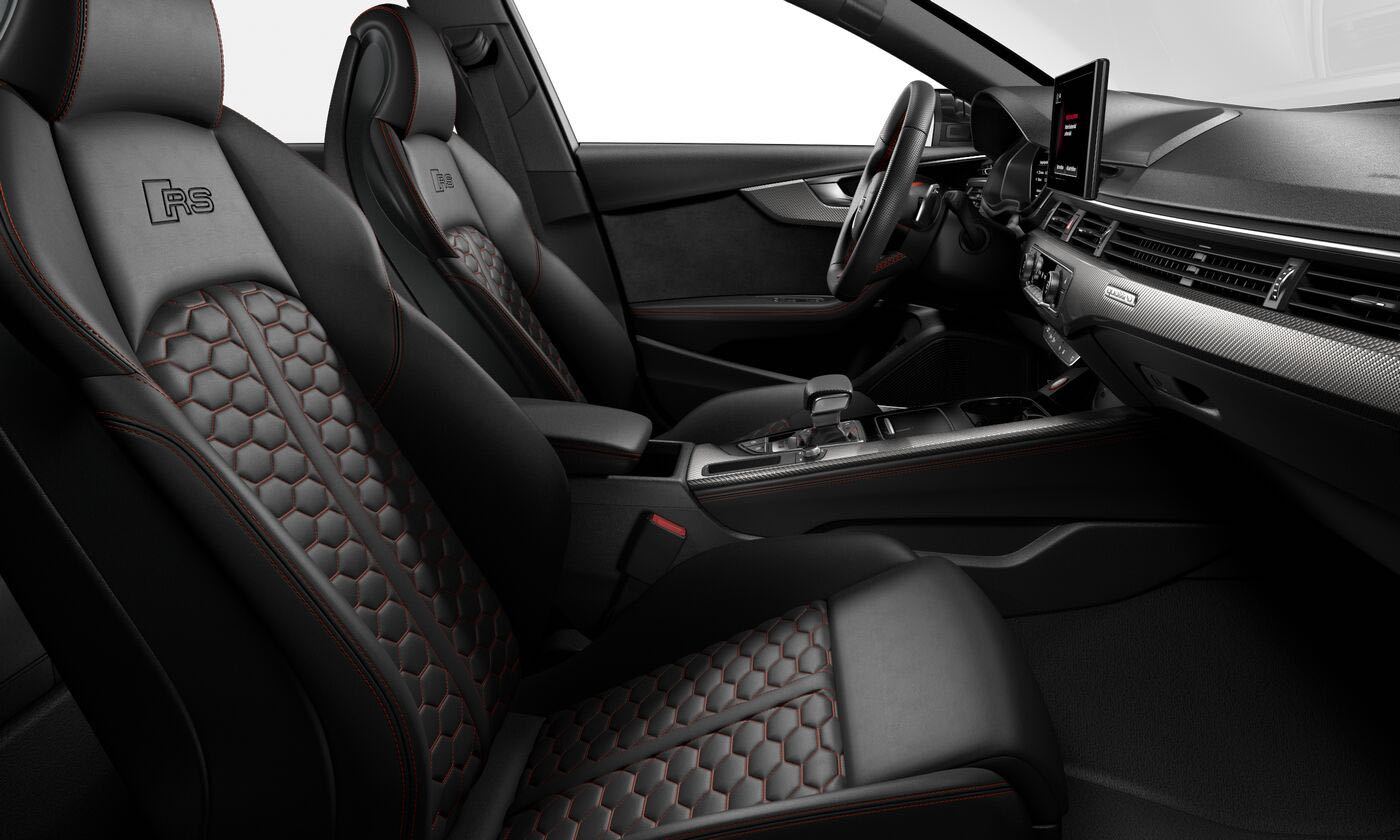 奥迪RS4：战意十足的配色!