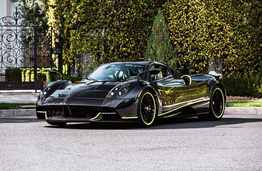 Pagani Huayra Roadster,太帅了，行走的艺术品的美名不是盖的