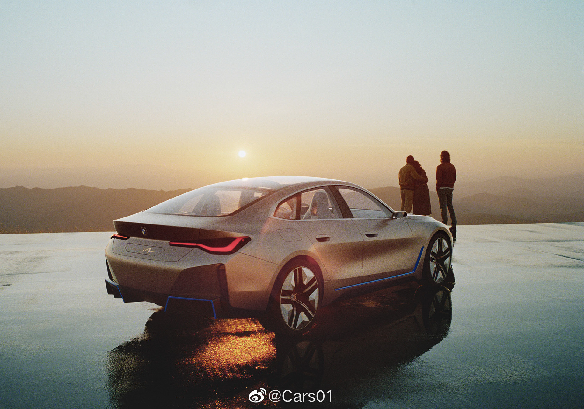 用复古的胶片影调表达当代的设计趋势，BMW Concept i4