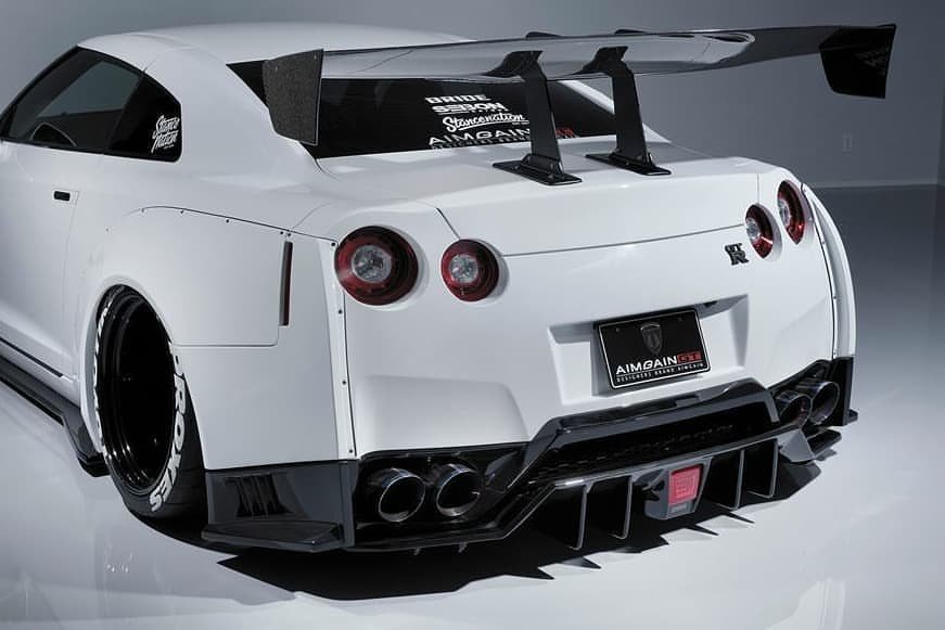 x 东瀛战神 - Nissan GT-R R35