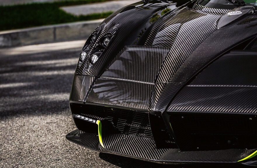 Pagani Huayra Roadster,太帅了，行走的艺术品的美名不是盖的