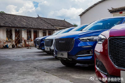 苍山巍峨十九峰，洱海浩淼十八溪在苍山洱海间与哈弗有个约会