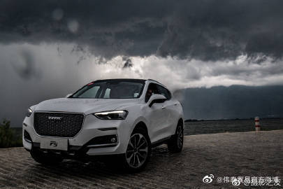 苍山巍峨十九峰，洱海浩淼十八溪在苍山洱海间与哈弗有个约会