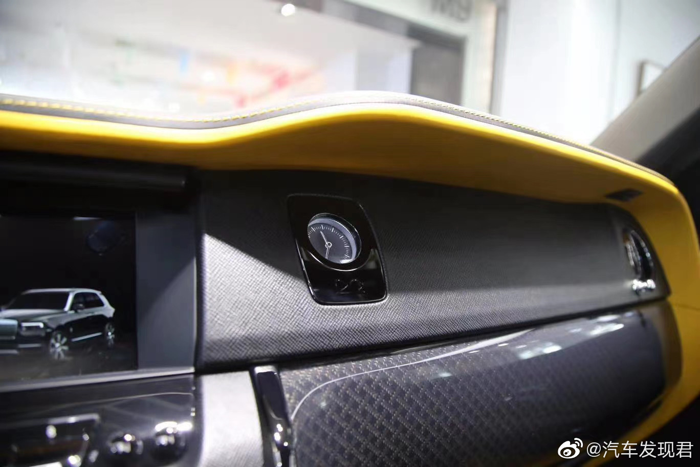 2020款库里南 Black Badge2020年09月登记，0.01万公里