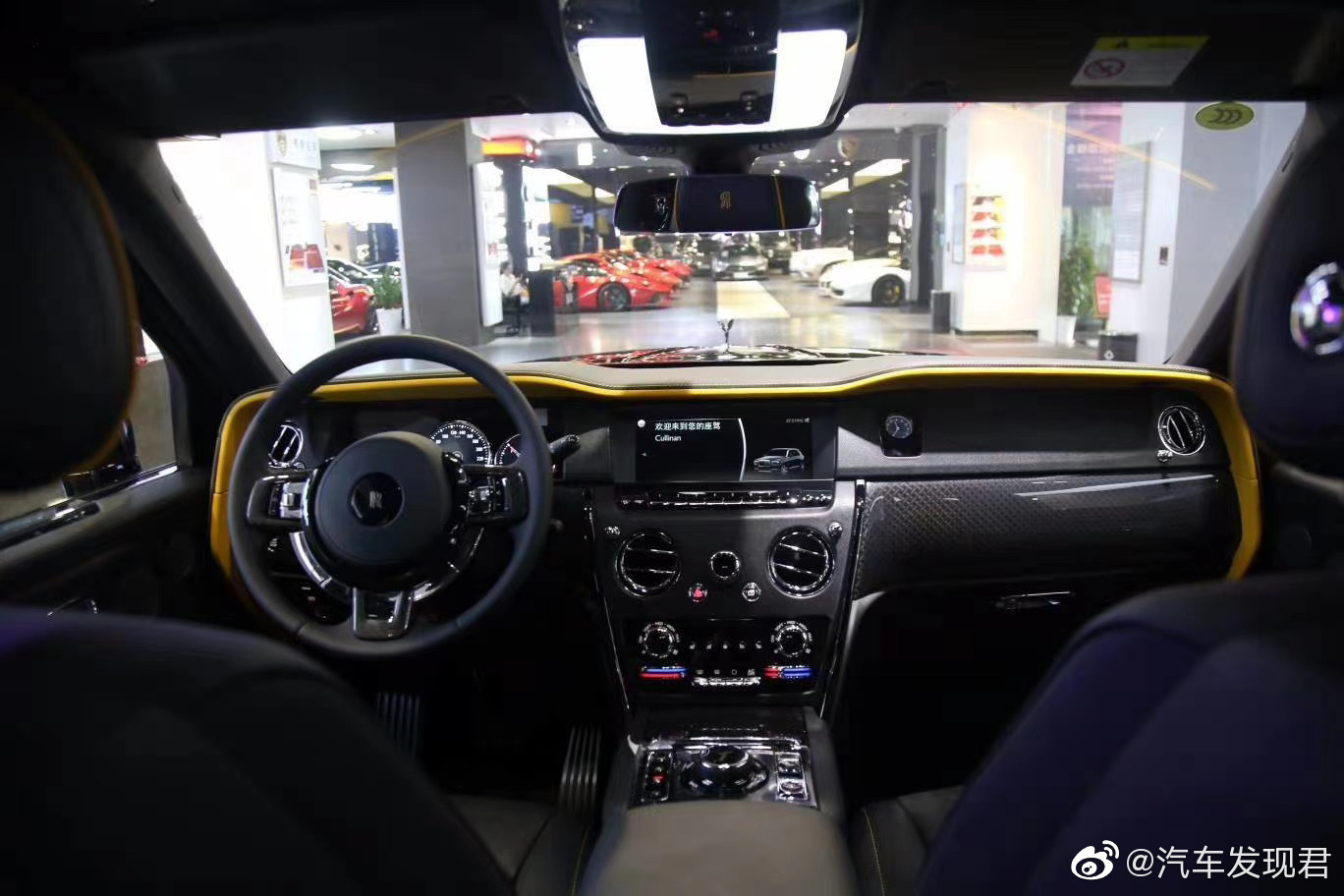 2020款库里南 Black Badge2020年09月登记，0.01万公里