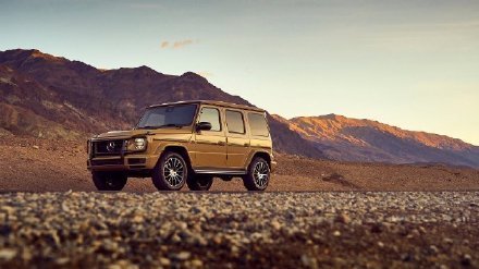 Mercedes-Benz G550，这汽车的颜色你还喜欢么？