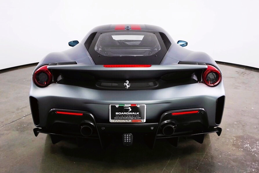 汽车美图大赏：早  Ferrari 488 Pista