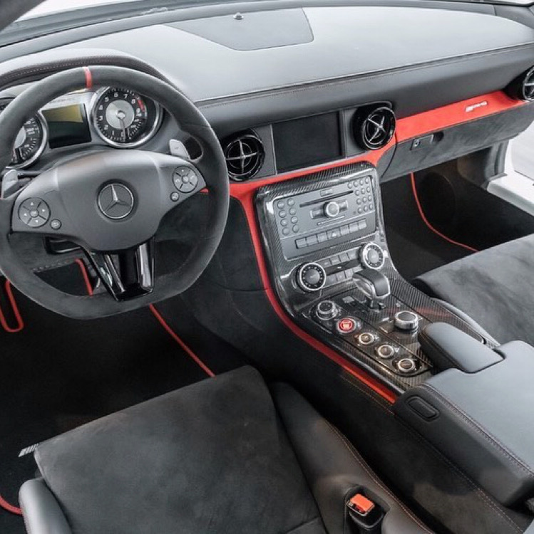 AMG SL：竞技大神！不服来辩！