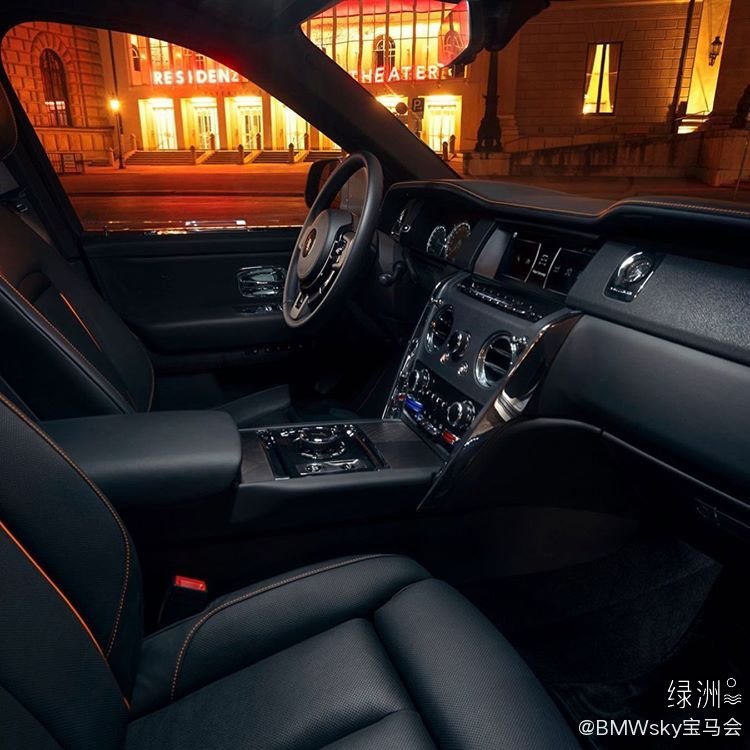 小改的库里南更霸气