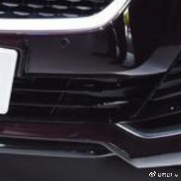 凯迪拉克CT5外观很时尚，线条流畅，内部的设计高级