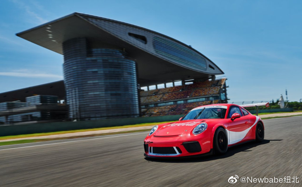 保时捷的可乐 OR 可乐的保时捷