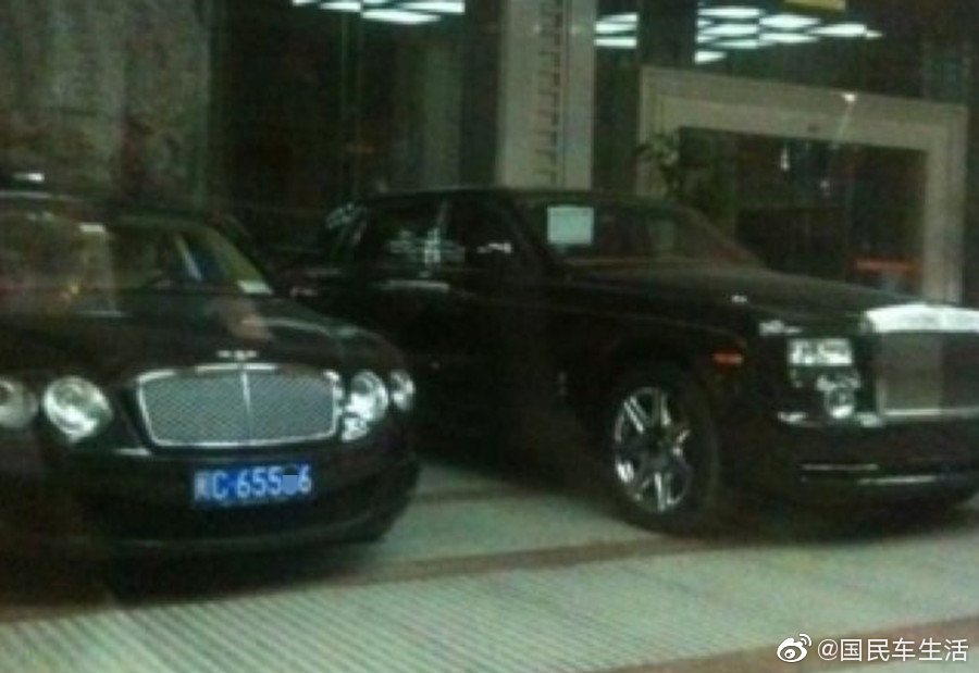 贵人鸟老板，当年的泉州首富，10年前座驾宾利，后来买幻影