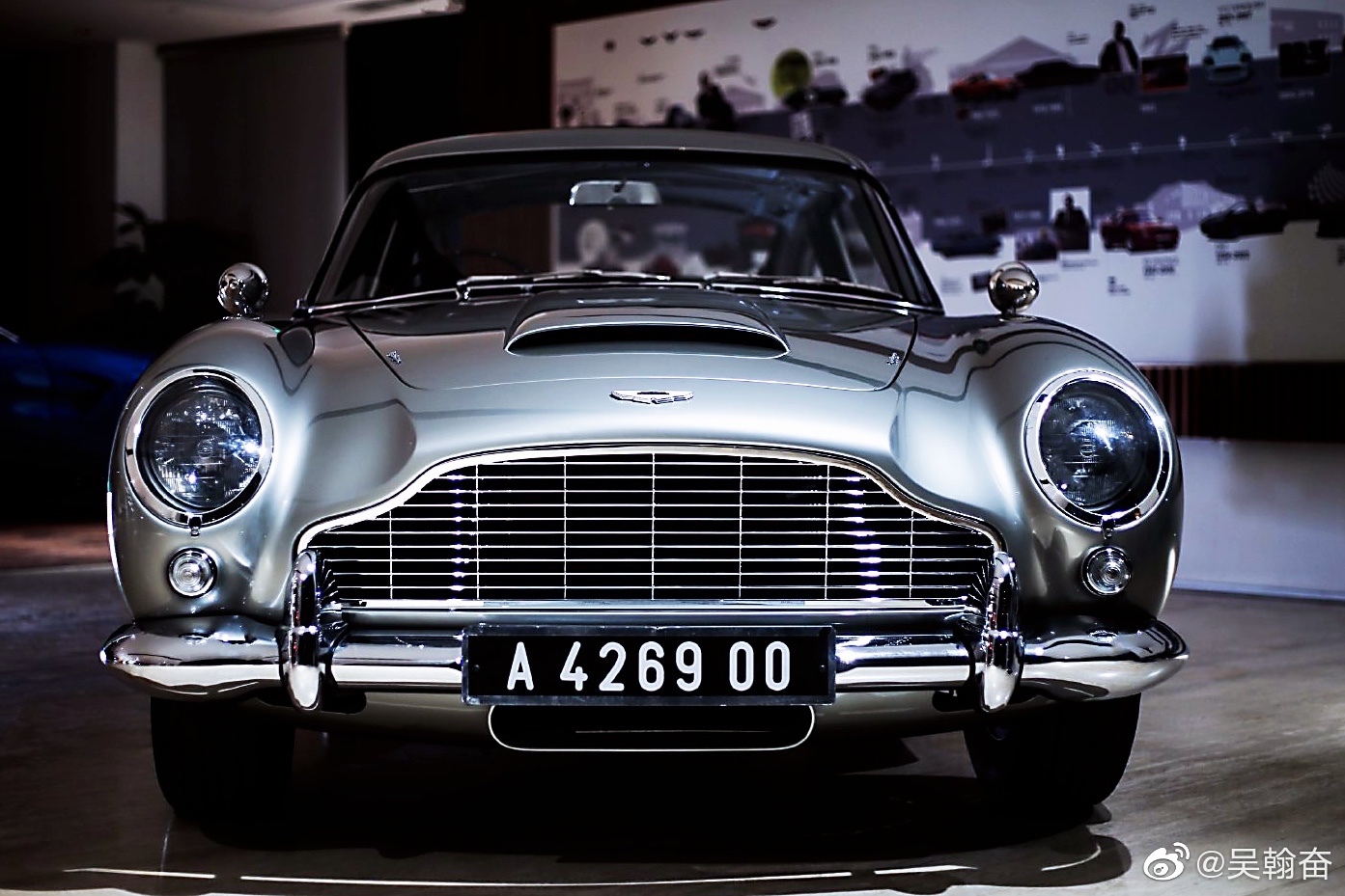 《无暇赴死》007邦德座驾  阿斯顿马丁DB5 跨越时空的美
