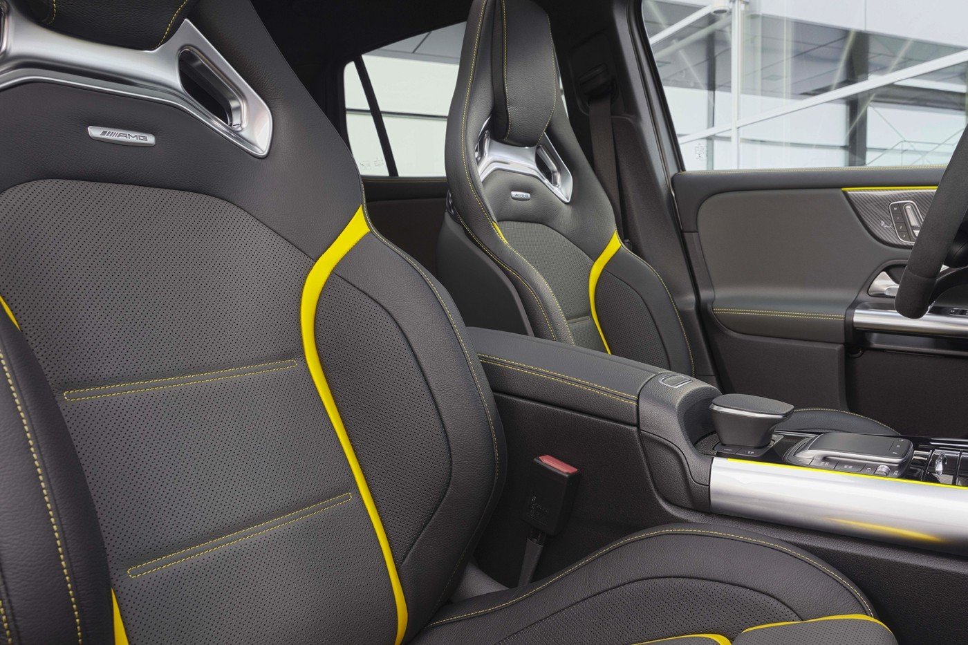 AMG GLA：战意十足的配色!