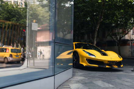 Ferrari Pista Spider 太漂亮了