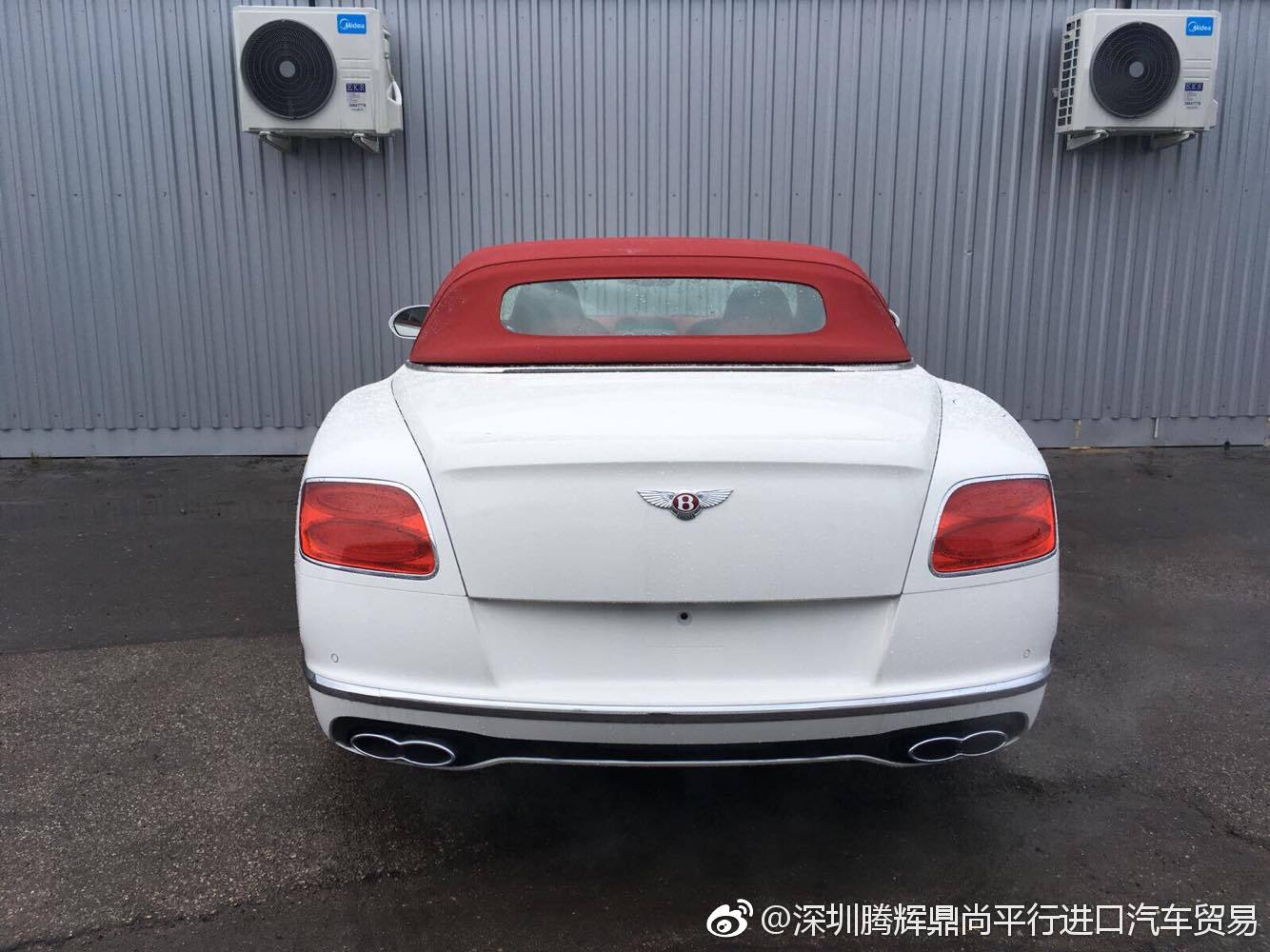 宾利敞篷GTC，你喜欢这种颜色吗？？