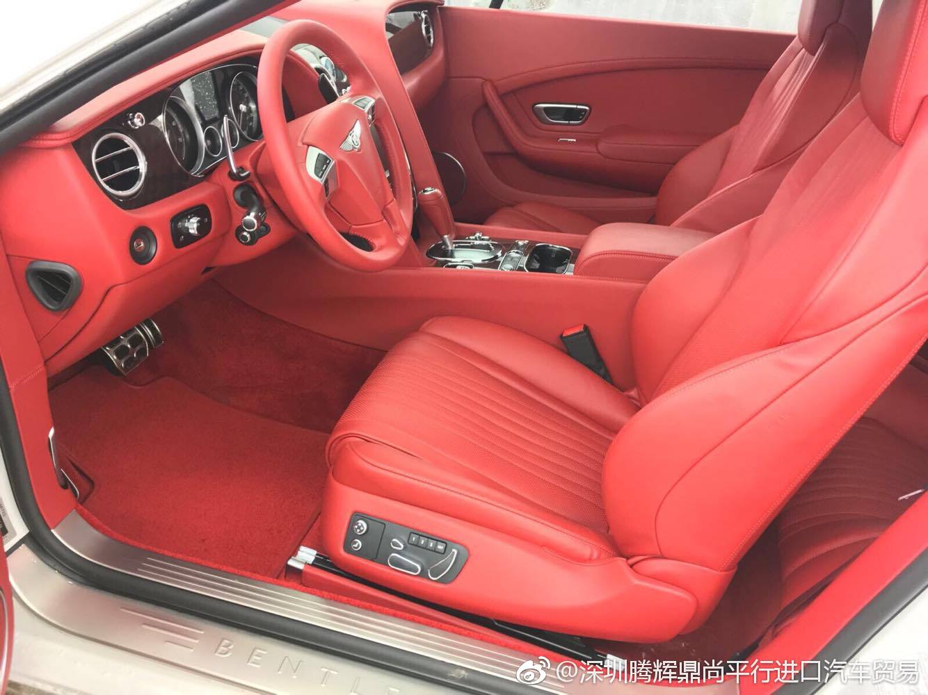 宾利敞篷GTC，你喜欢这种颜色吗？？