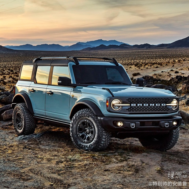 2021 Ford Bronco 4-door 我说看着怎么有点像F150...