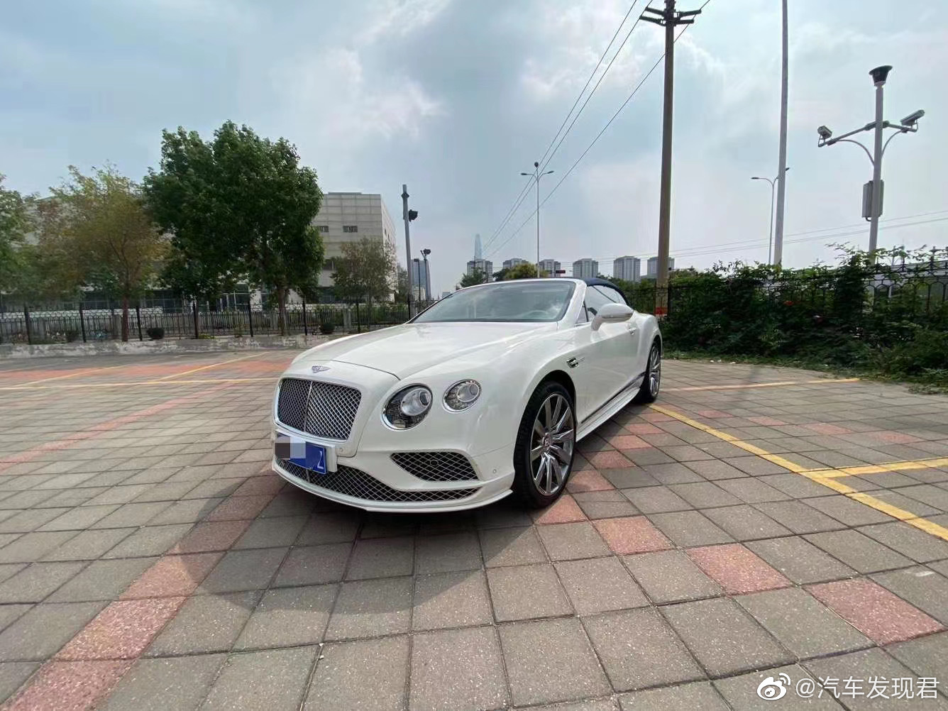 18年13000公里，宾利GT 4.0 限量敞篷