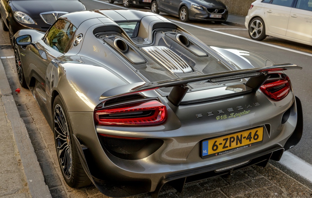 保时捷918 Spyder 快来看看是不是你的菜！