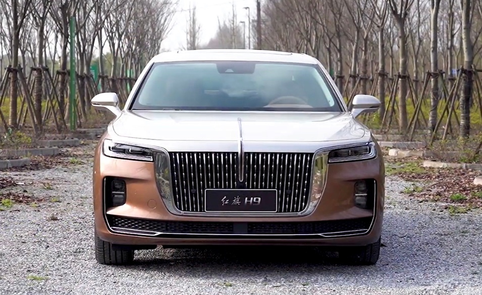 感受一下红旗H9的强大气场，50万内无敌！