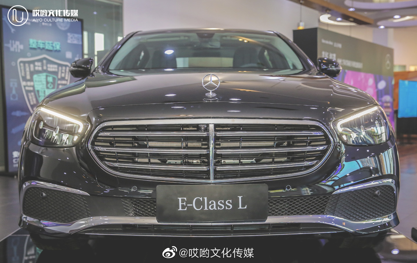 梅赛德斯-仁孚奔驰全新E300 / 传说中的小S