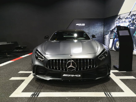 奔驰AMG GT R和日产GTR，谁的颜值更胜一筹？