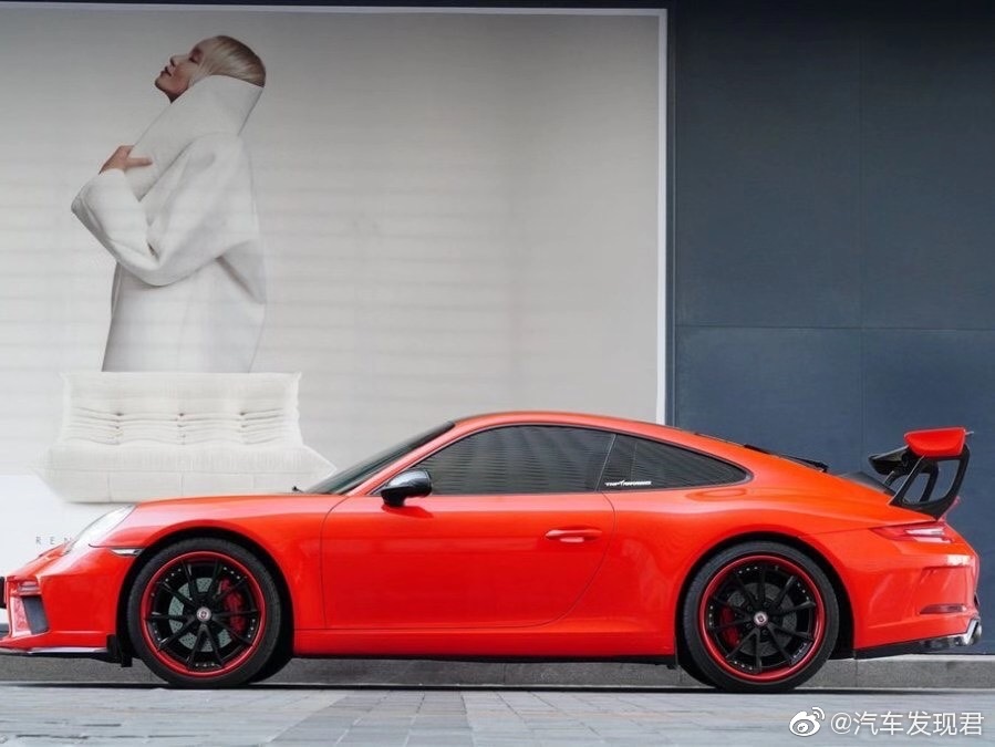 保时捷991.2 911 3.0T，可不可以，秒天秒地秒空气。