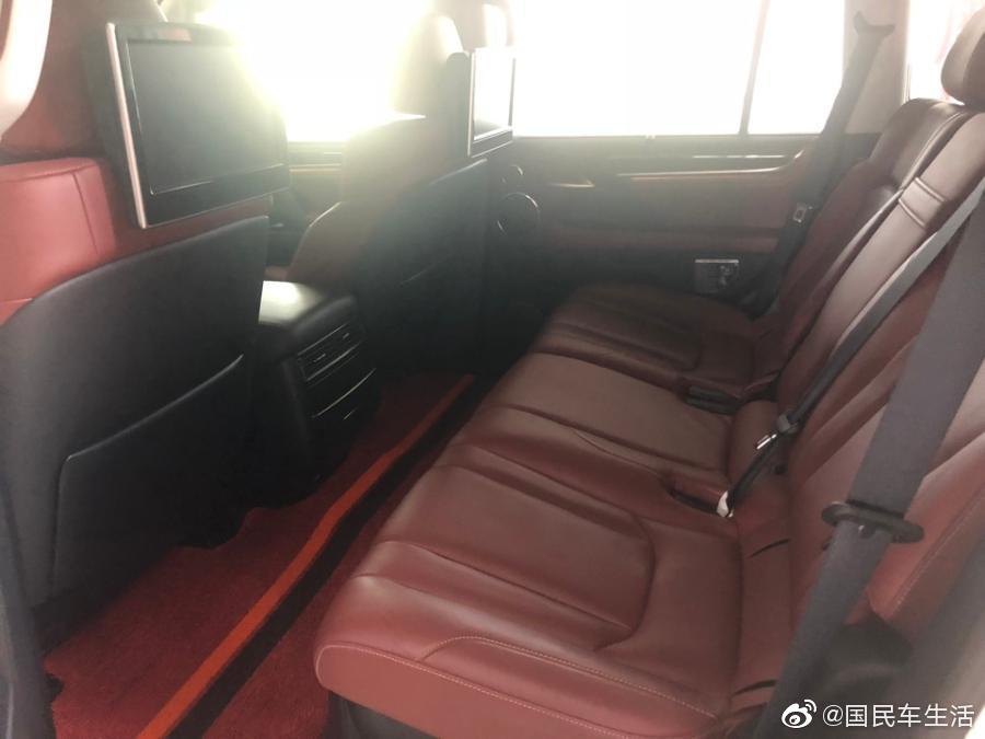 5万多公里的雷克萨斯LX570拍出了146万