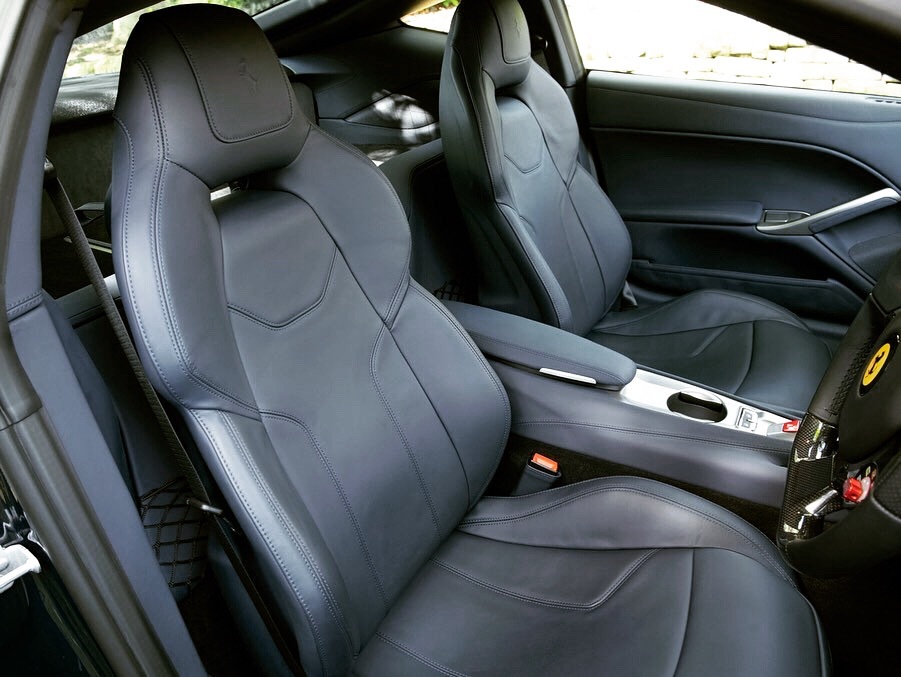 汽车美图抢先看：Ferrari F12，图五帅爆