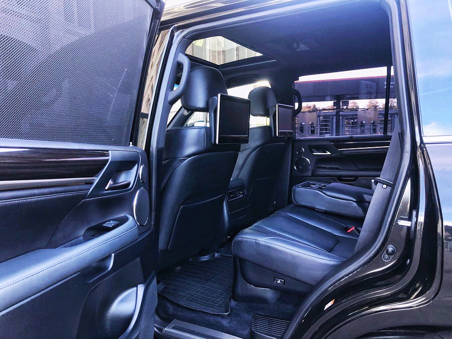 喜欢大型SUV 5.7L V8大排自吸发动机 就是ta咯 Lexus LX570