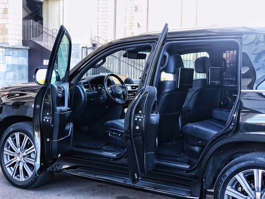 喜欢大型SUV 5.7L V8大排自吸发动机 就是ta咯 Lexus LX570