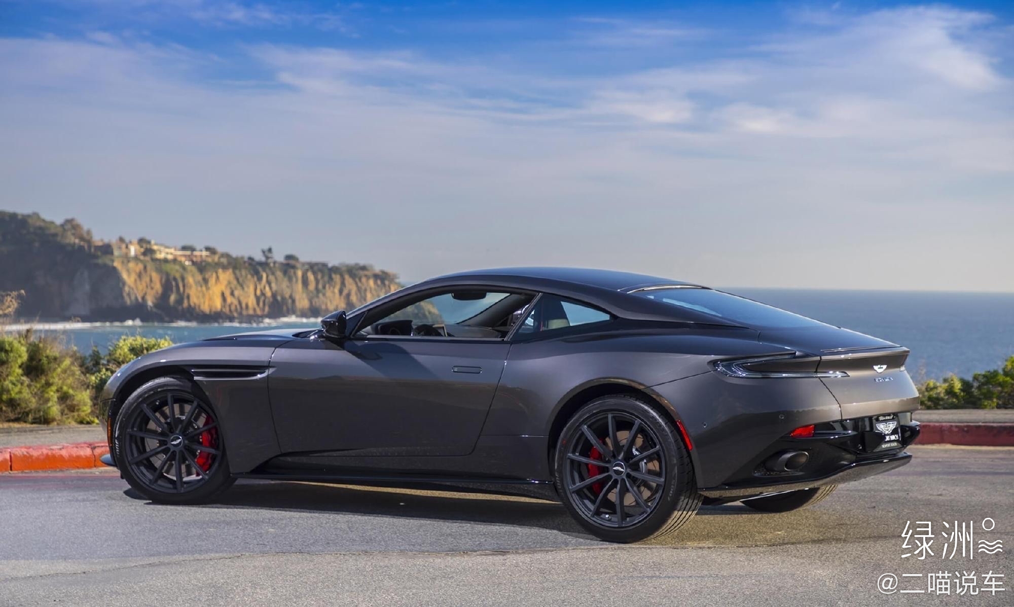 豪华优雅GT跑车，这谁顶得住啊！ 阿斯顿马丁 DB11