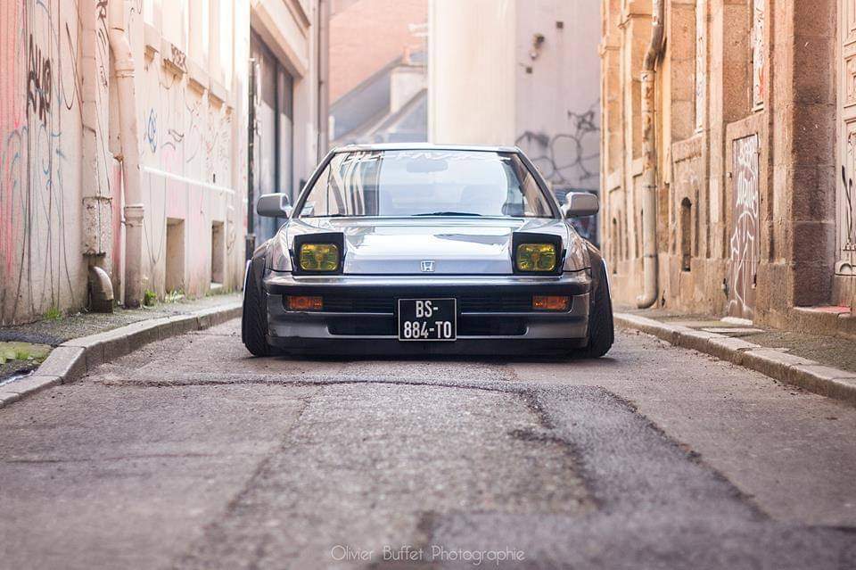 跳灯本田Prelude 。八零年代末Gai抢最靓的仔！