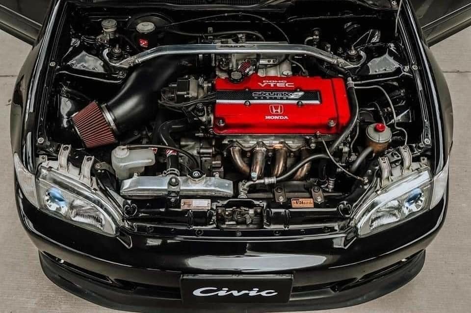 老款两厢思域，头文字D里面庄司镇吾的座驾。