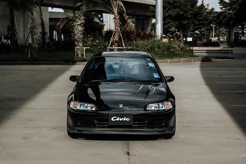 老款两厢思域，头文字D里面庄司镇吾的座驾。