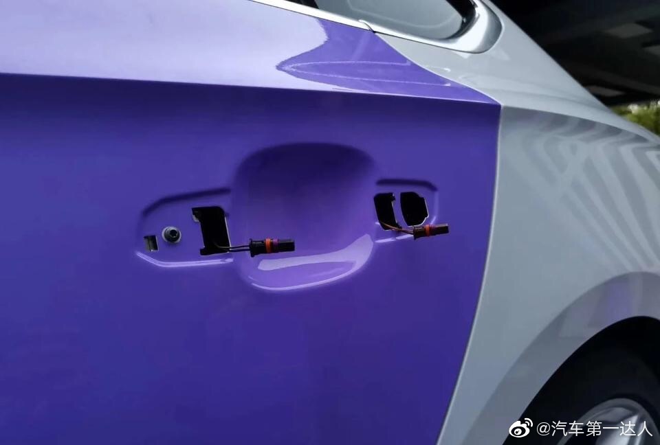 奥迪A5薰衣草紫，整体效果还不错，夏天的赶脚！