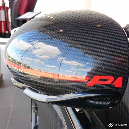 迈凯伦-吉达的MSO P1 XP Carbon Series！！！全碳纤维  
