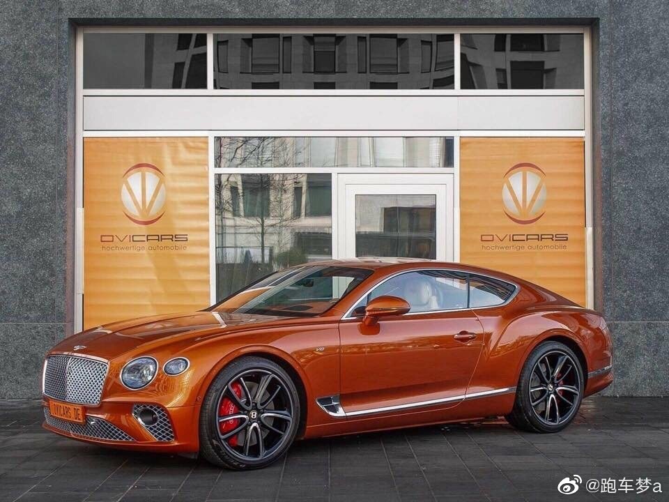 宾利欧陆GT V8，和W12价格相差不多有多少人会考虑它