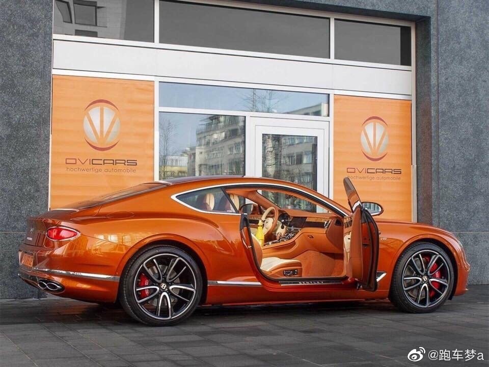 宾利欧陆GT V8，和W12价格相差不多有多少人会考虑它