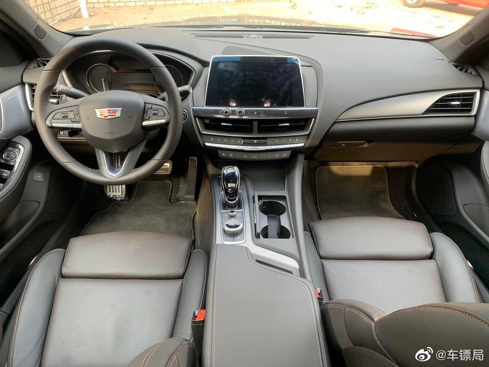 这台全黑色凯迪拉克CT5 真的帅！