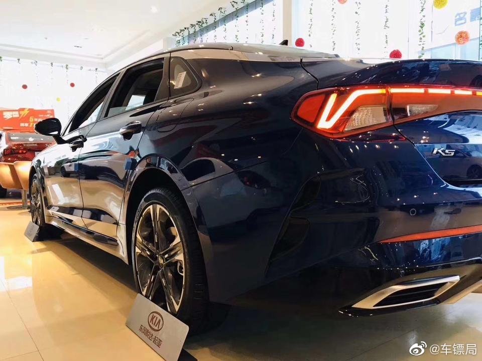 全新一代起亚K5，这颜值真的不错！